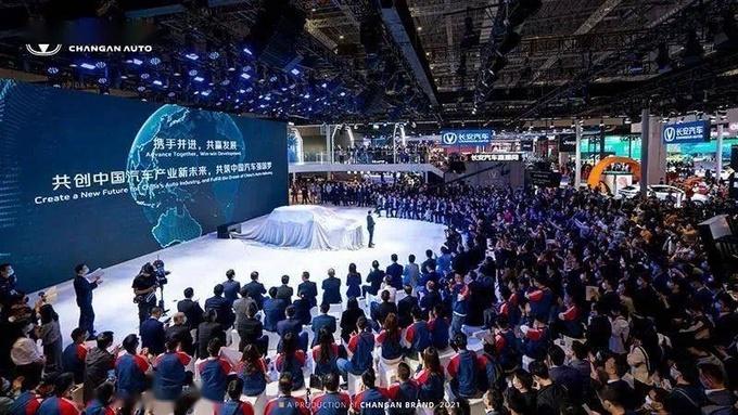 2025年正版资料免费大全1,迈向2025年，正版资料免费大全的蓝图